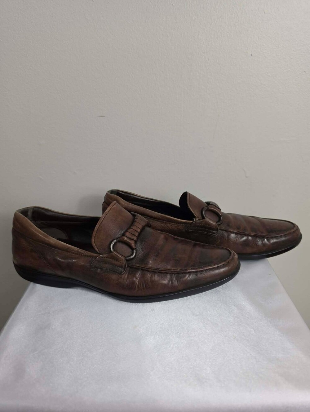 Tod's Men's Brown Leather Slip-On Dress Loafers Shoes